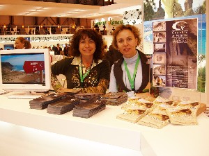 Las concejalas Mari Carmen Mendoza y Laura Bañolas